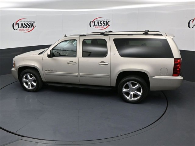 Used 2014 Chevrolet Suburban LT image 20