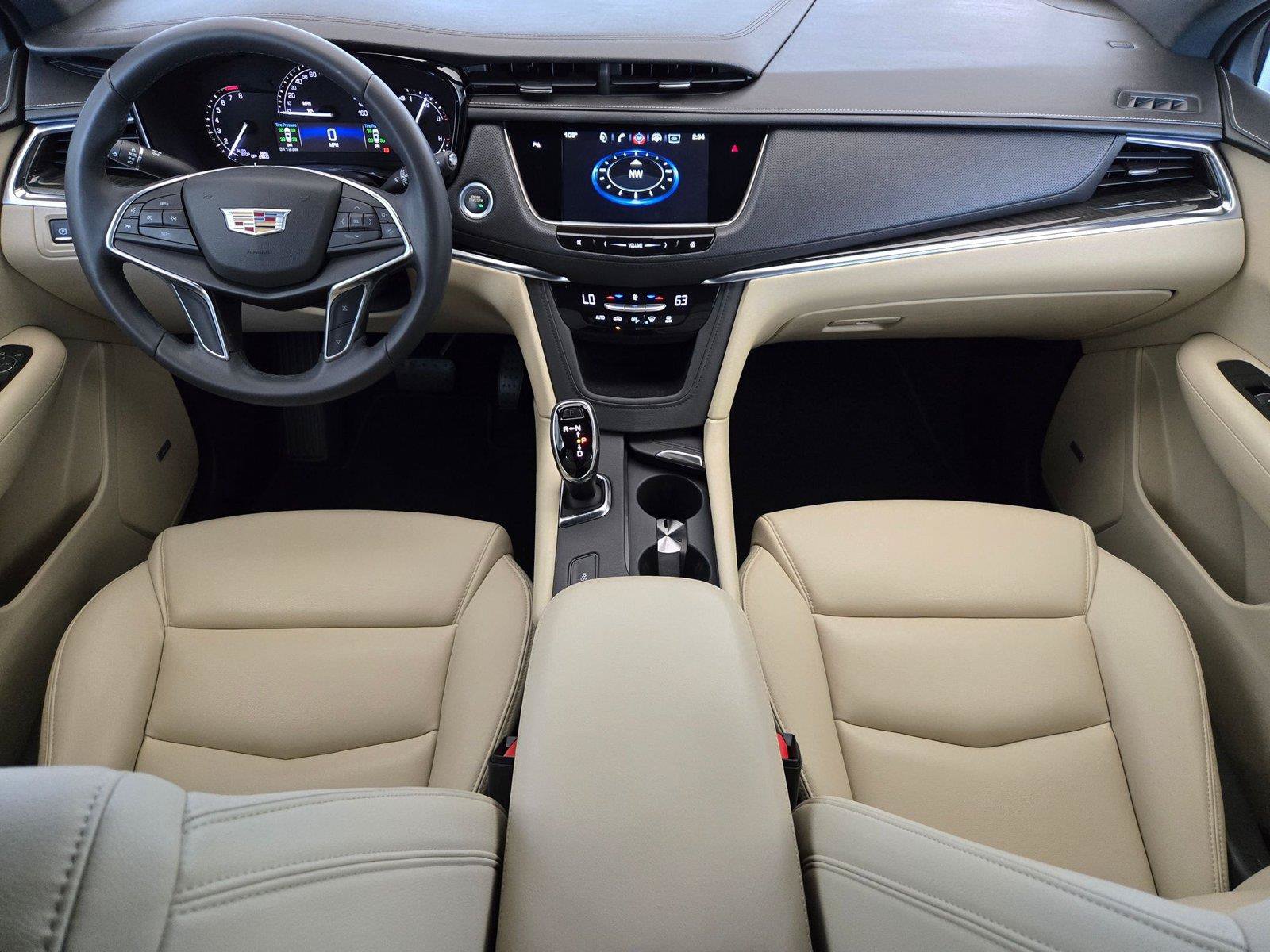 Used 2018 Cadillac XT5 FWD image 12