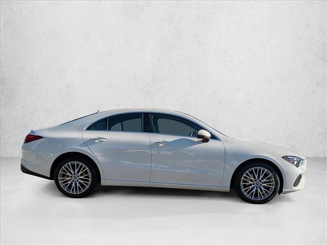 Used 2025 Mercedes-Benz CLA 250 image 4
