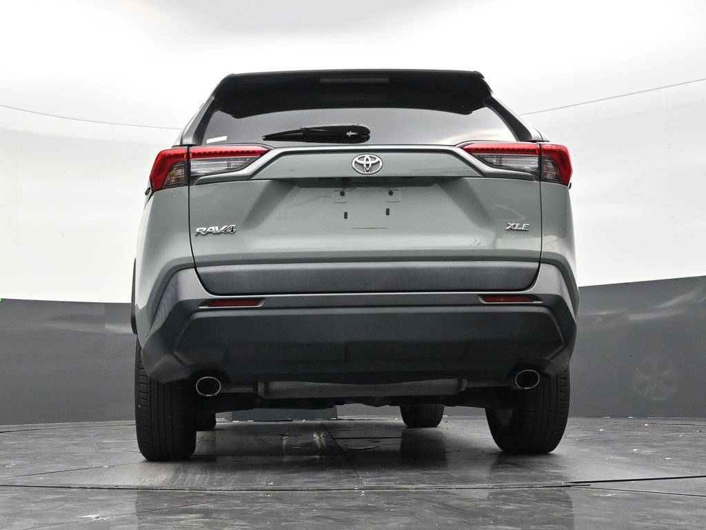Used 2021 Toyota RAV4 XLE FWD image 23