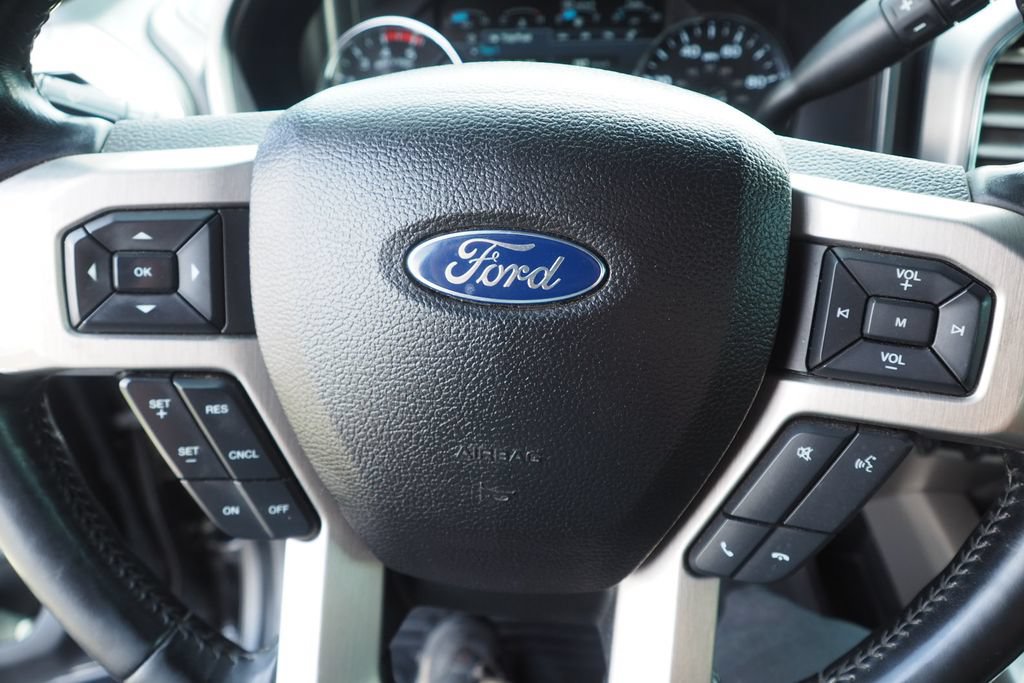 Used 2017 Ford F250 Platinum w/ FX4 Off-Road Package AWD/4WD image 29