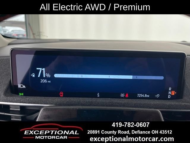Used 2025 Ford Mustang Mach-E Premium w/ Sport Appearance Package AWD/4WD image 40