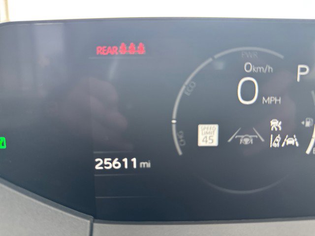 Used 2023 Toyota Prius LE image 10