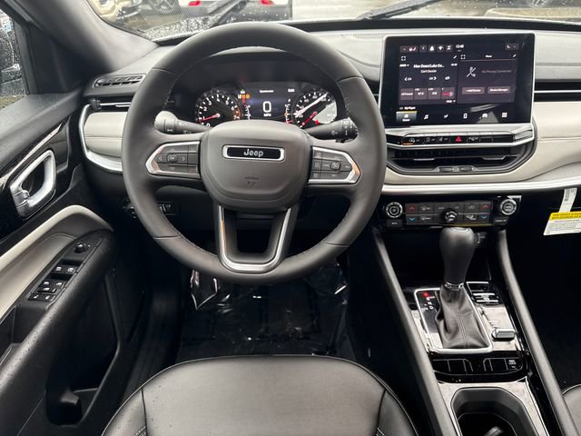 New 2026 Jeep Compass Limited image 17