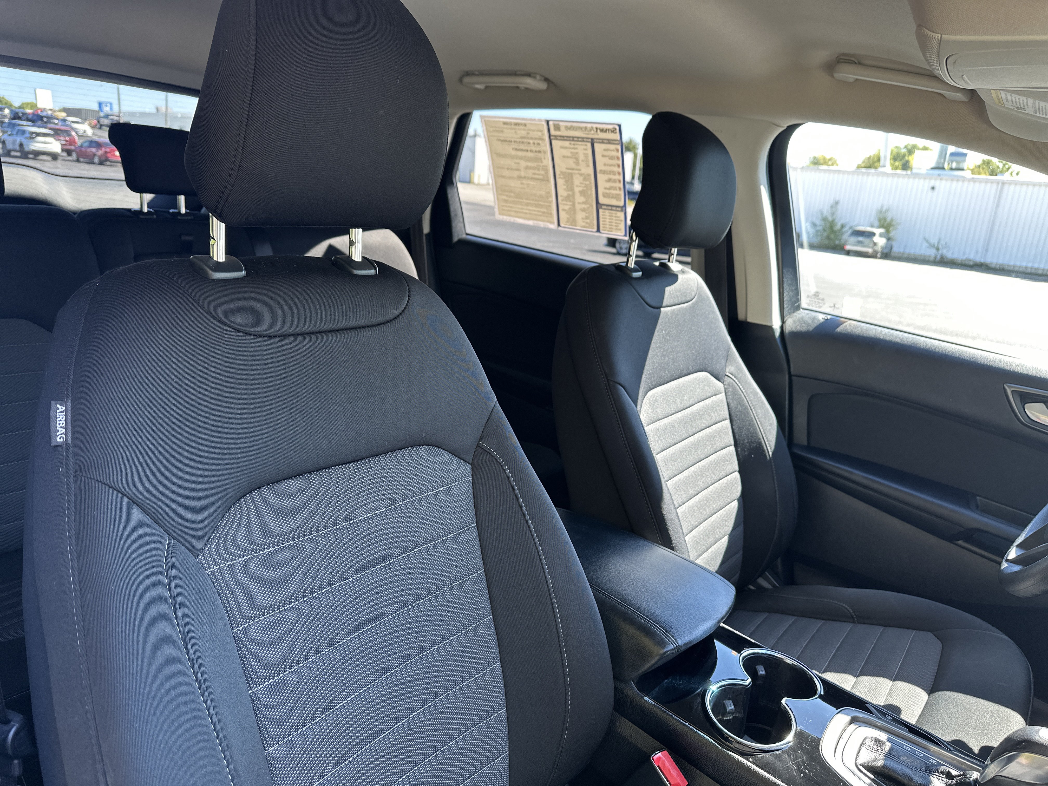 Used 2018 Ford Edge SE AWD/4WD image 25