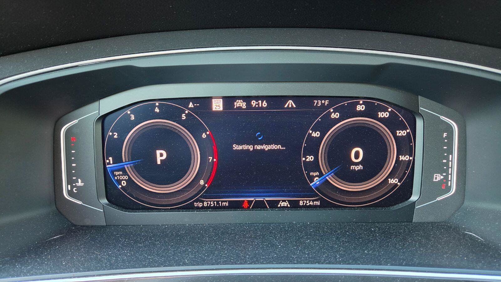 Used 2024 Volkswagen Tiguan SEL R-Line AWD/4WD image 2