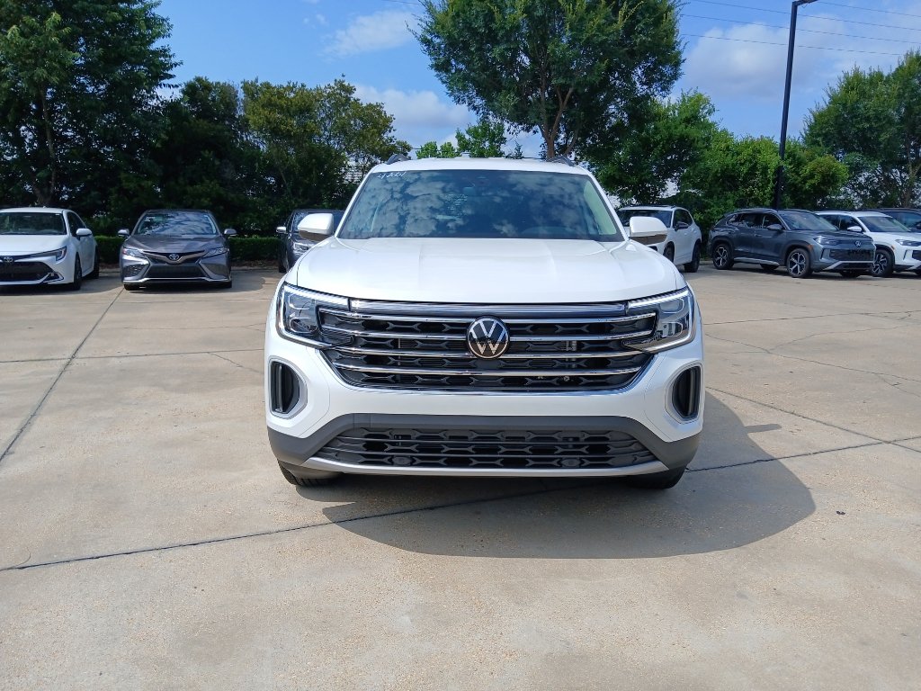 New 2026 Volkswagen Atlas SE FWD image 2