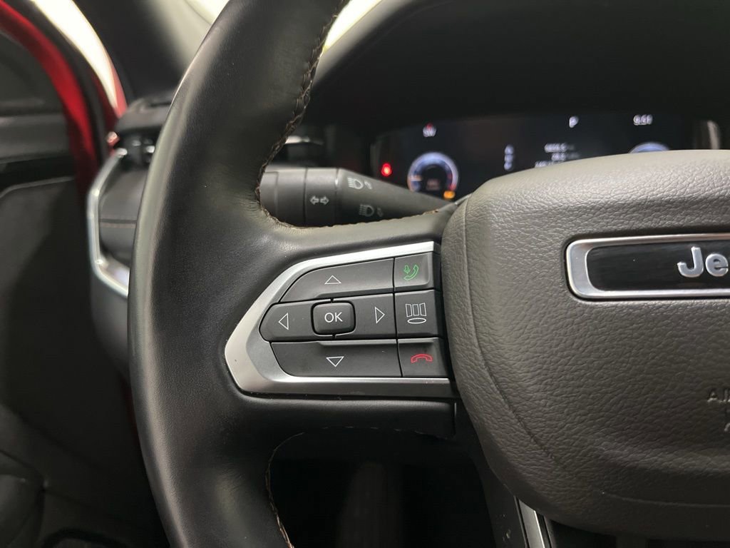 Used 2022 Jeep Compass High Altitude w/ (RED) Package image 6