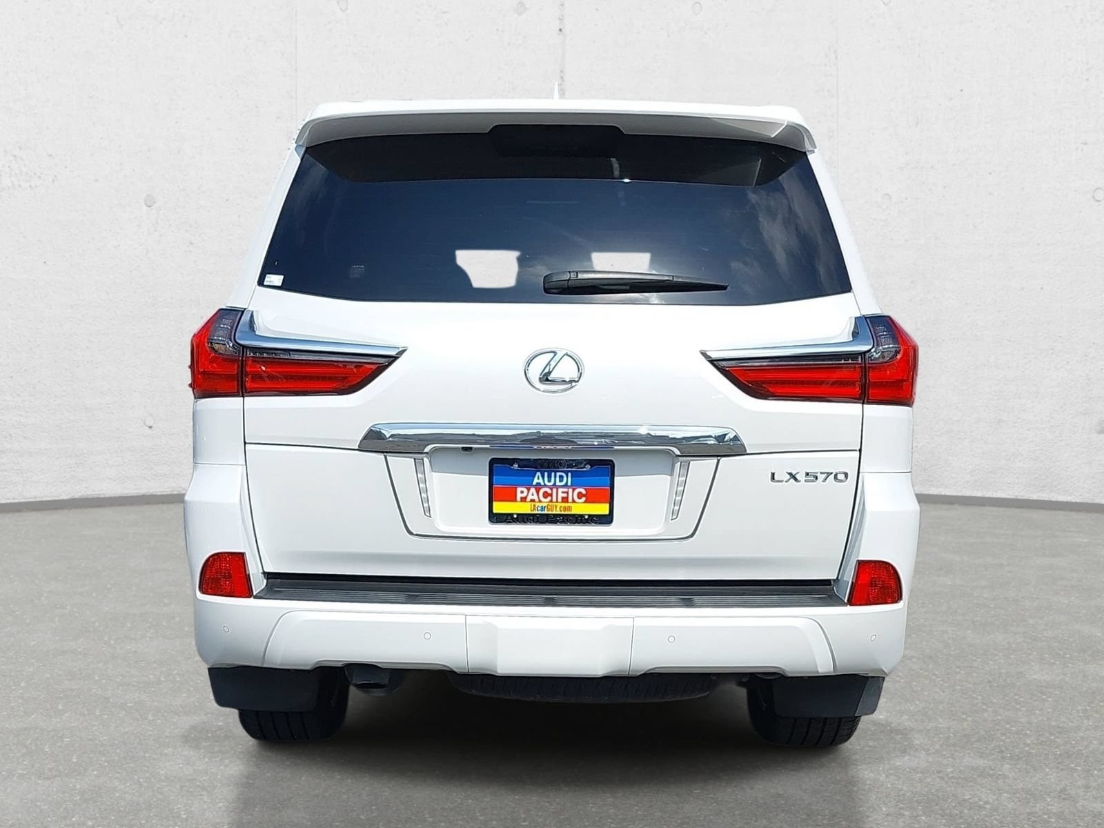 Used 2018 Lexus LX 570 4WD image 6