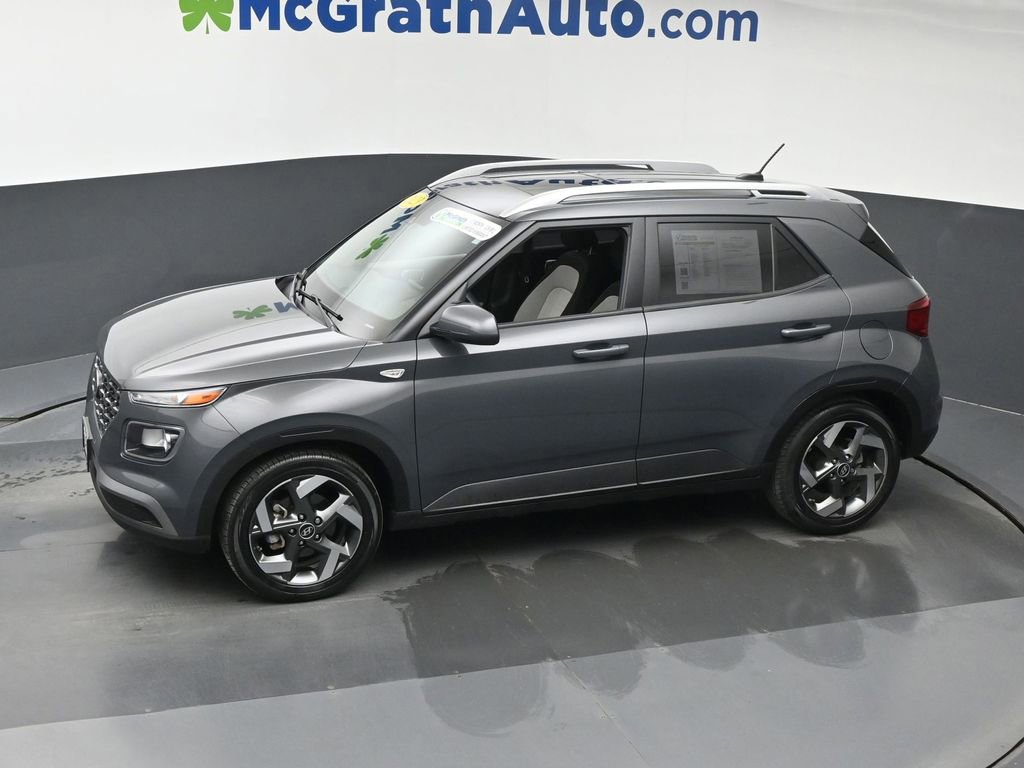 Certified 2023 Hyundai Venue SEL FWD image 19