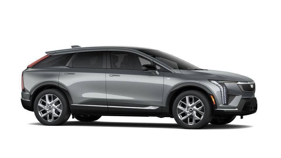 New 2027 Cadillac Optiq Premium Luxury w/ LPO, Floor Liner Package AWD/4WD image 16