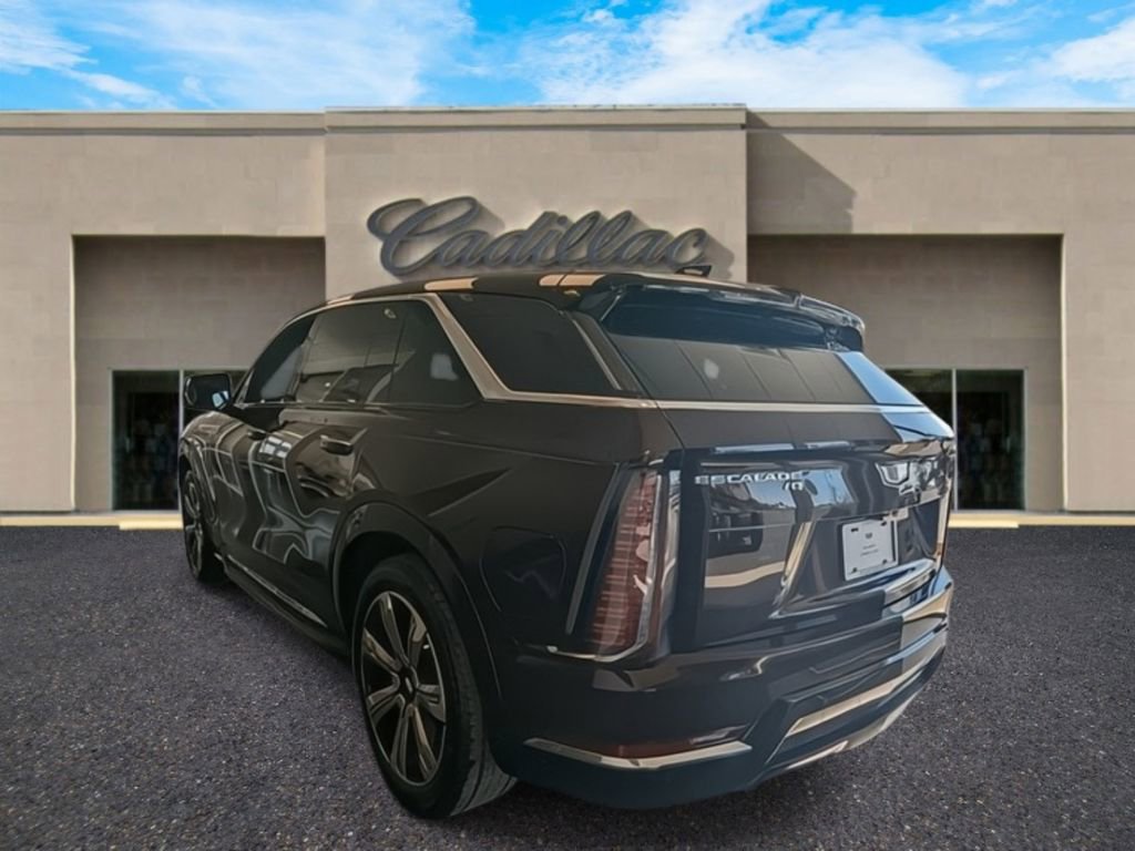 New 2025 Cadillac Escalade IQ Luxury 1 w/ Smart Trailering package image 5