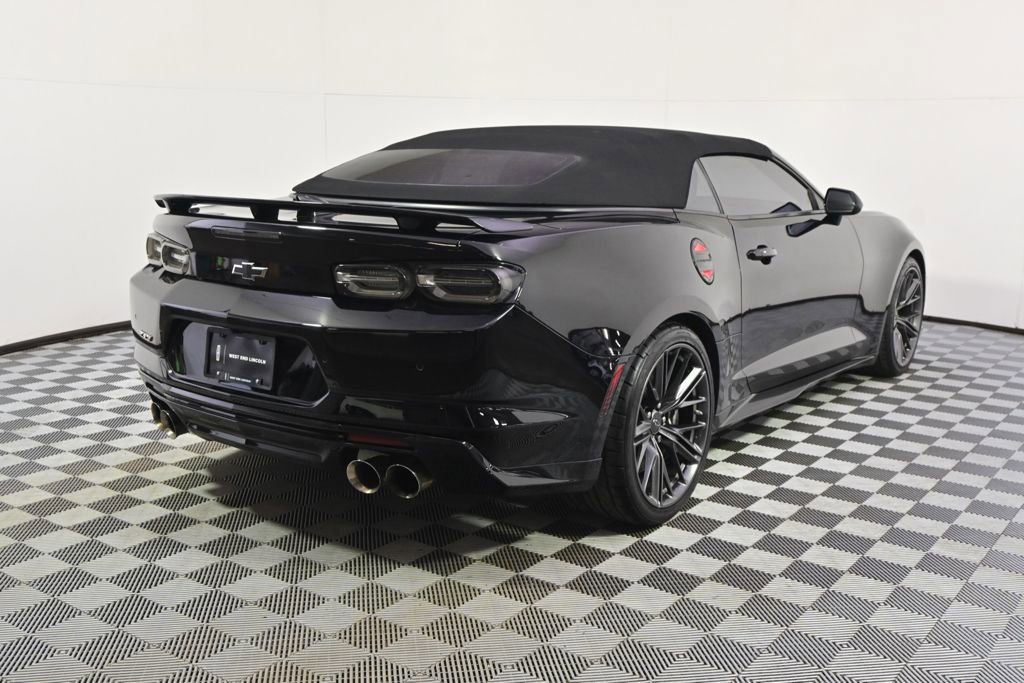 Used 2021 Chevrolet Camaro ZL1 image 13