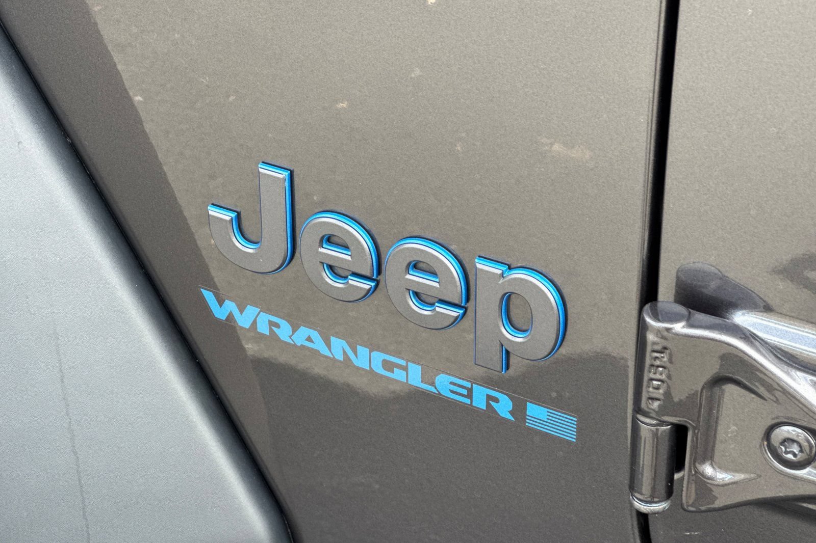Used 2024 Jeep Wrangler Unlimited Rubicon 4xe AWD/4WD image 31