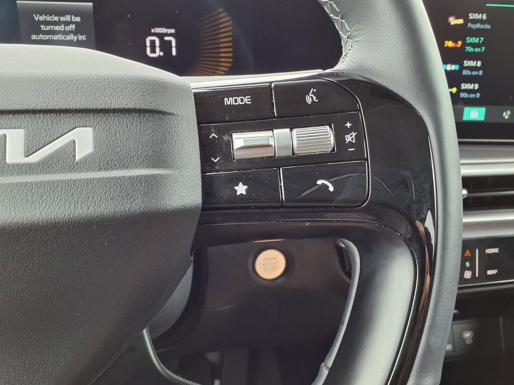 Used 2026 Kia Sorento LX FWD image 18