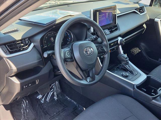 Used 2025 Toyota RAV4 XLE image 10