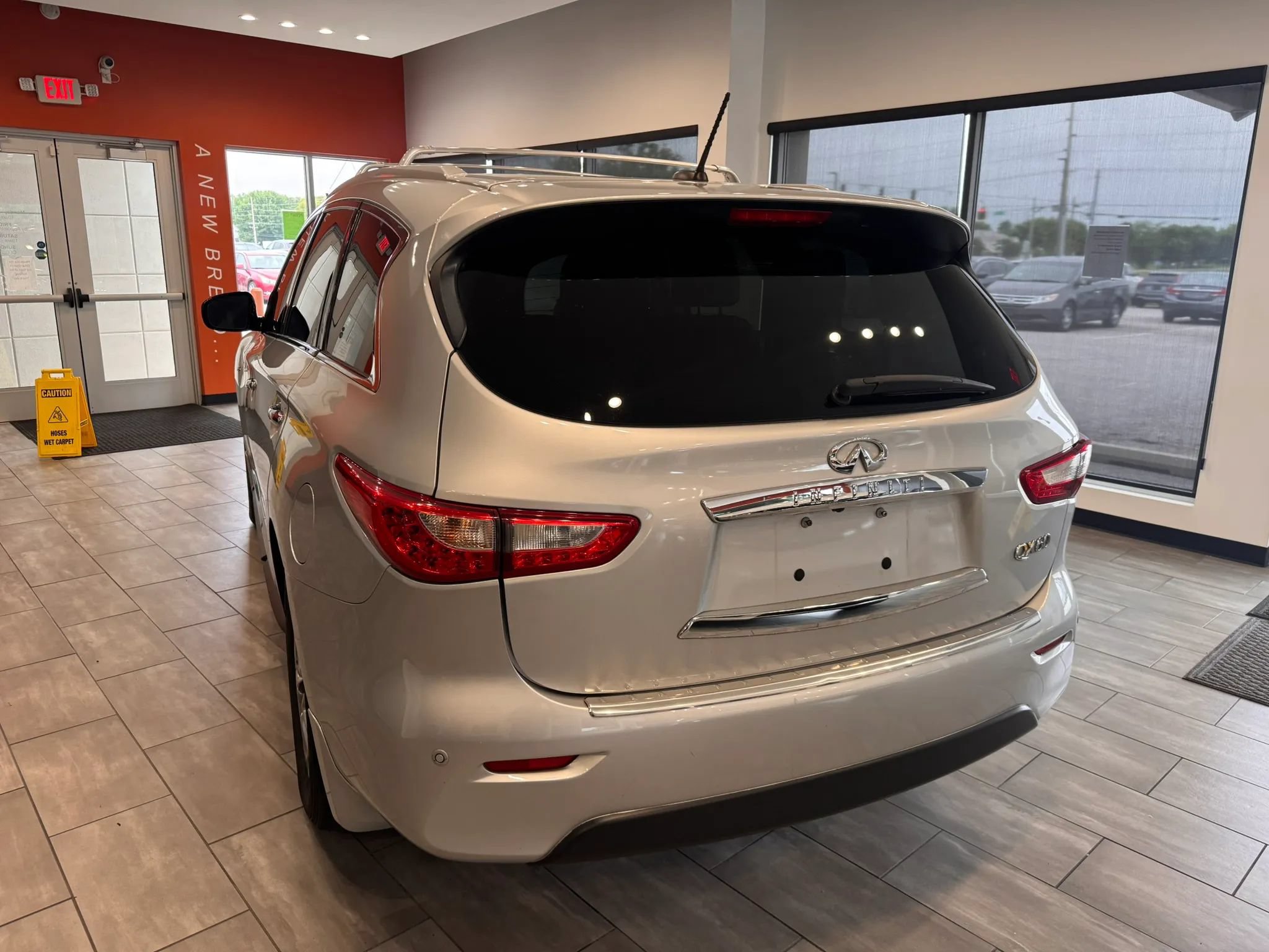 Used 2015 INFINITI QX60 Luxe w/ Premium Plus Package AWD/4WD image 11
