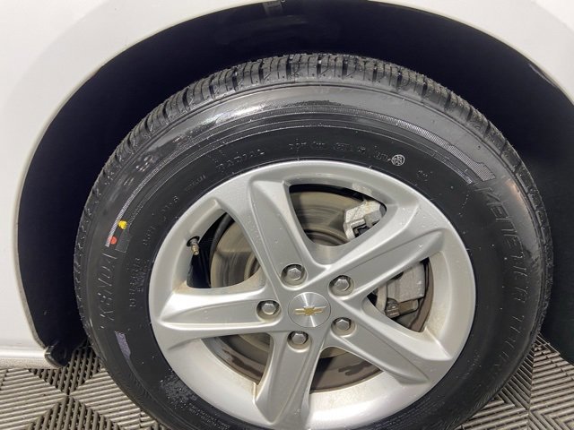 Used 2024 Chevrolet Malibu LT image 25