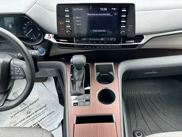 Certified 2023 Toyota Sienna LE FWD image 43