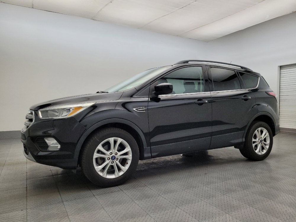 Used 2018 Ford Escape SE w/ SE Sync 3 Package image 2