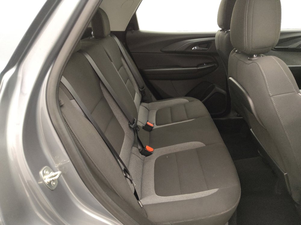 Used 2021 Chevrolet TrailBlazer LS AWD/4WD image 19