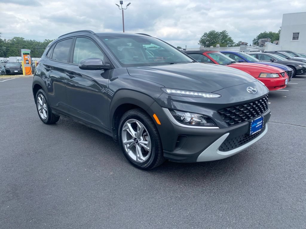 Certified 2023 Hyundai Kona SEL w/ Winter Weather Package AWD/4WD image 1