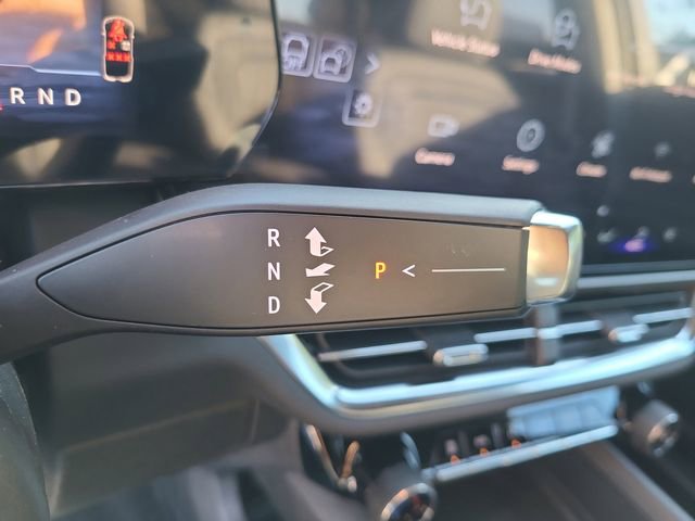 New 2026 Chevrolet Equinox EV LT image 34