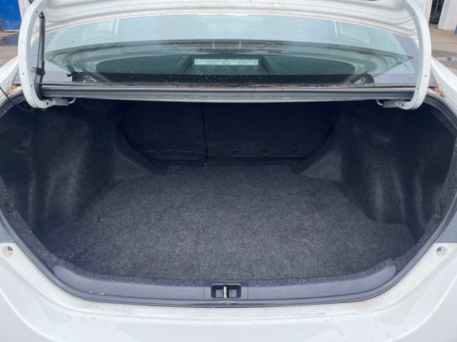 Used 2019 Toyota Corolla LE FWD image 25