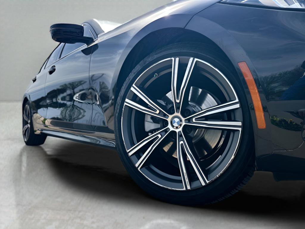 Used 2023 BMW 330i Sedan w/ Convenience Package image 8