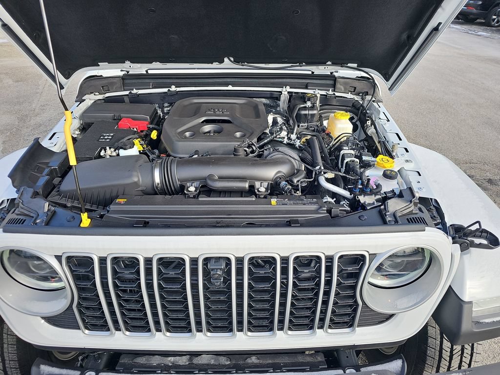 New 2026 Jeep Wrangler Unlimited Sahara AWD/4WD image 24