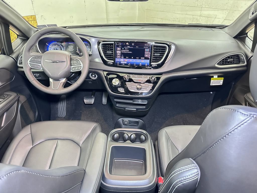 New 2026 Chrysler Voyager LX image 26