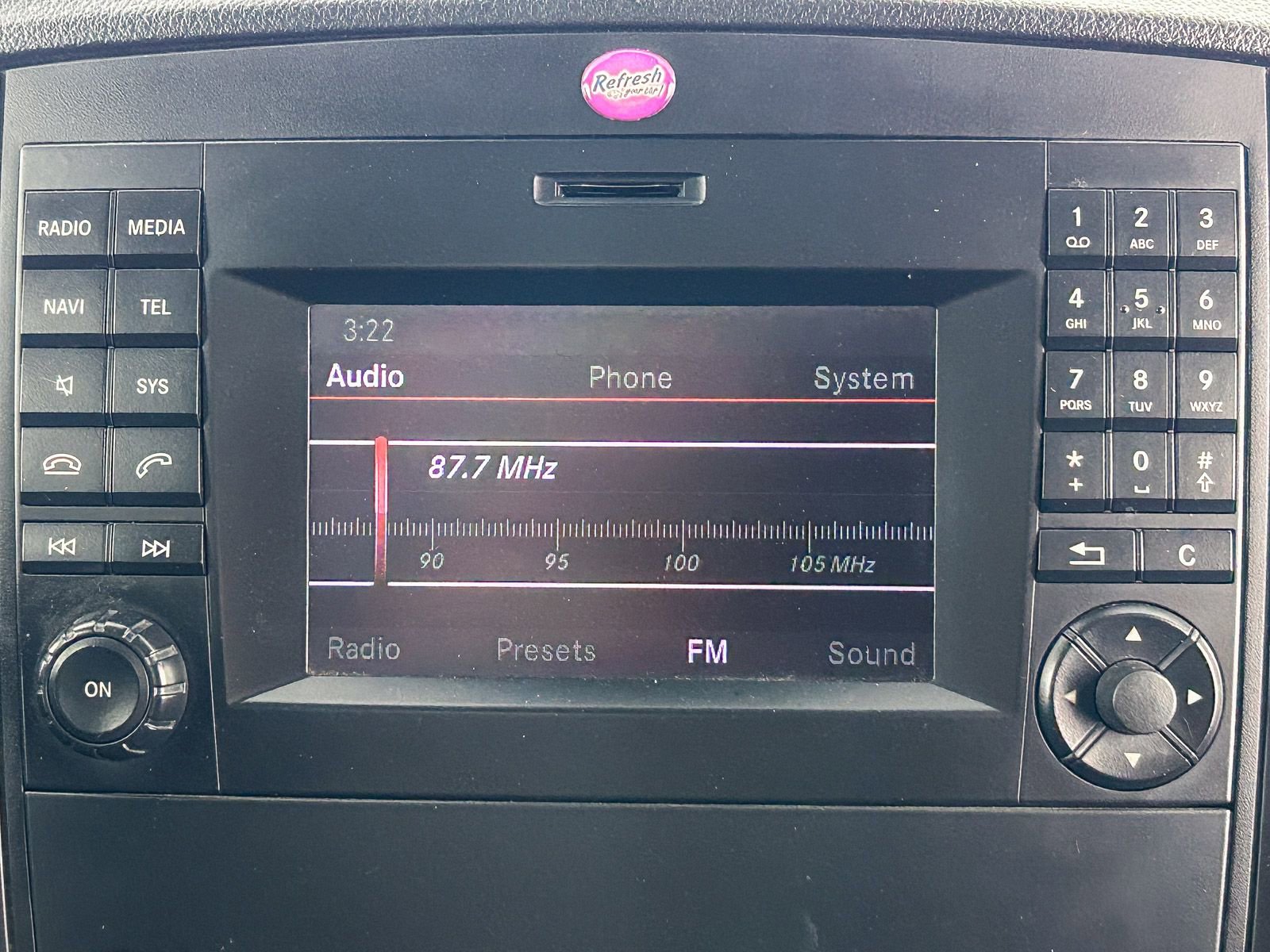 Used 2020 Mercedes-Benz Metris w/ Driver Efficiency Package image 15