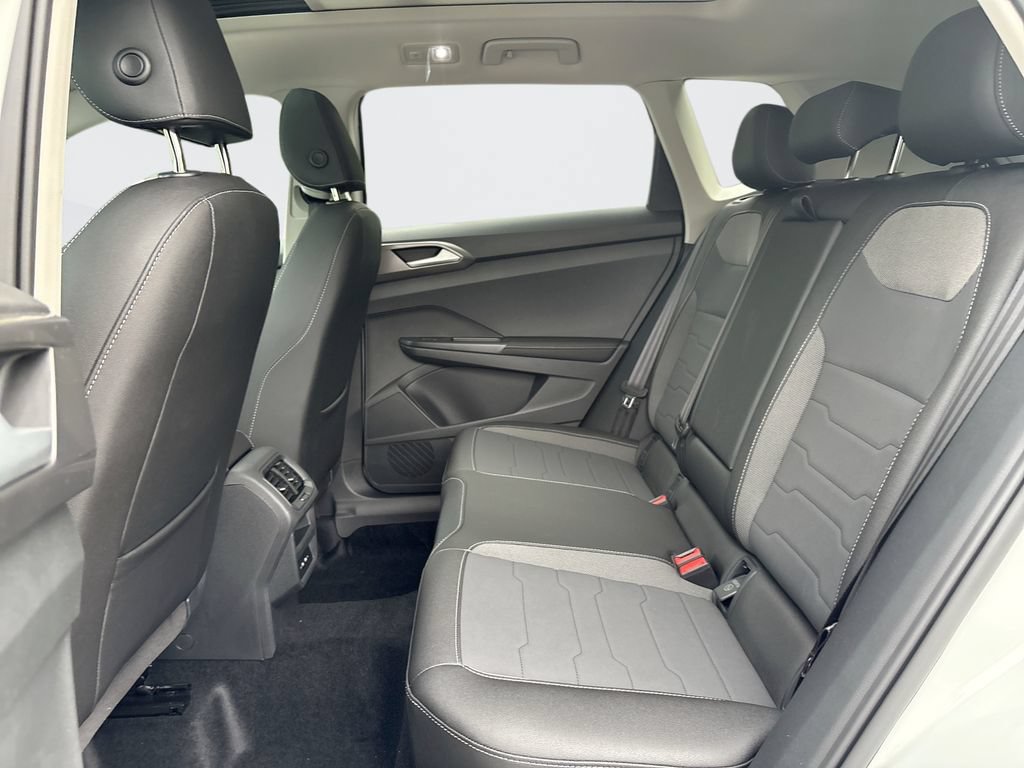 New 2026 Volkswagen Taos SE AWD/4WD image 24
