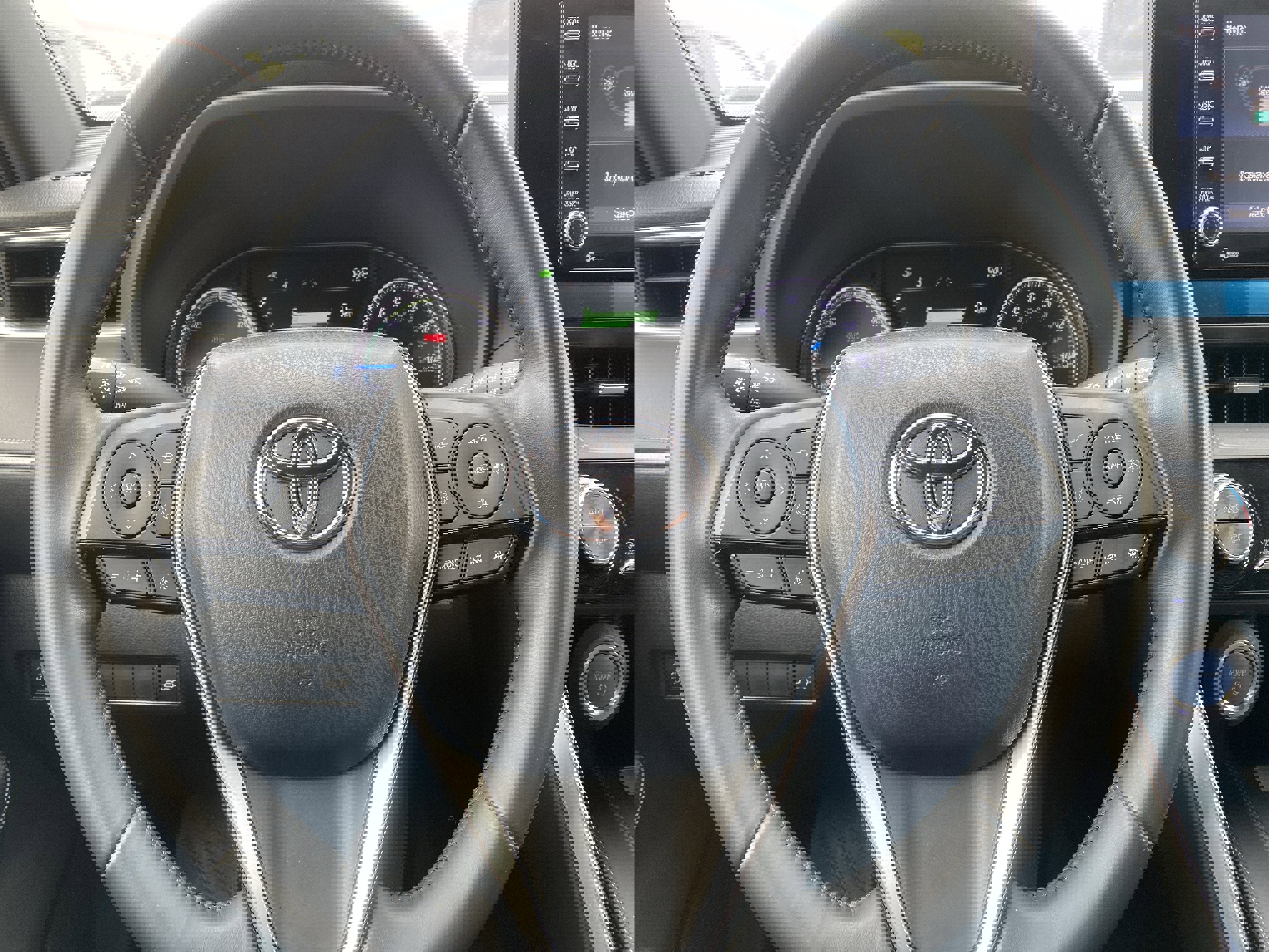 Used 2022 Toyota Venza XLE image 14