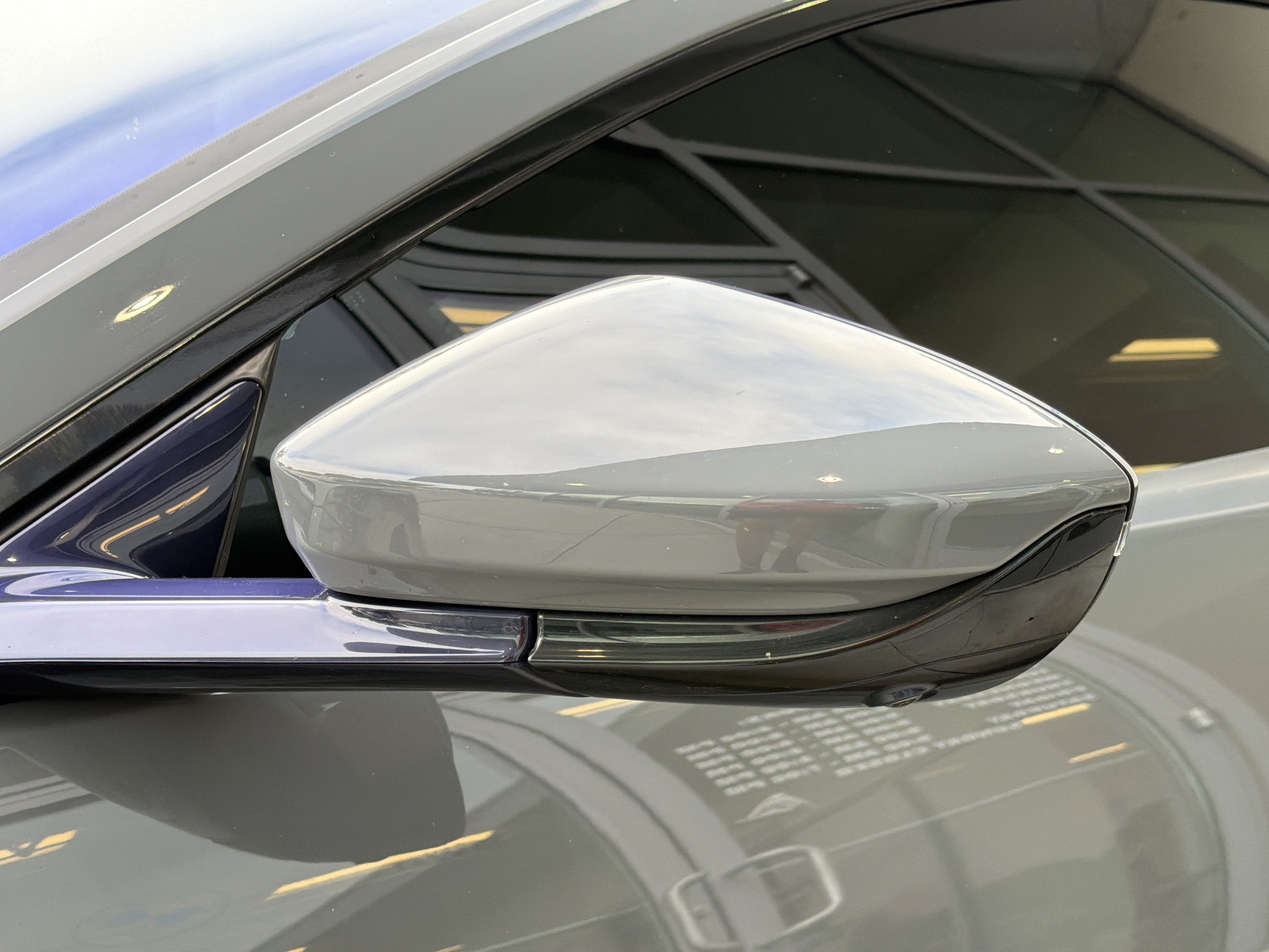 Used 2020 Aston Martin V8 Vantage Coupe RWD image 9