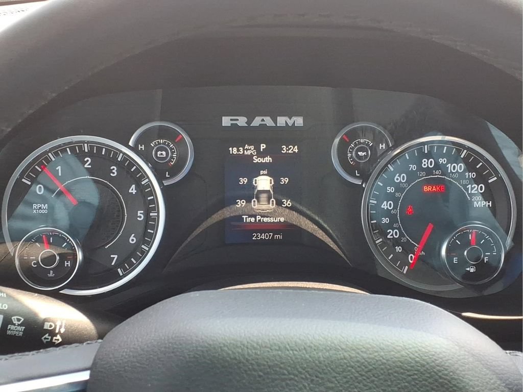Used 2025 RAM 1500 Big Horn AWD/4WD image 24