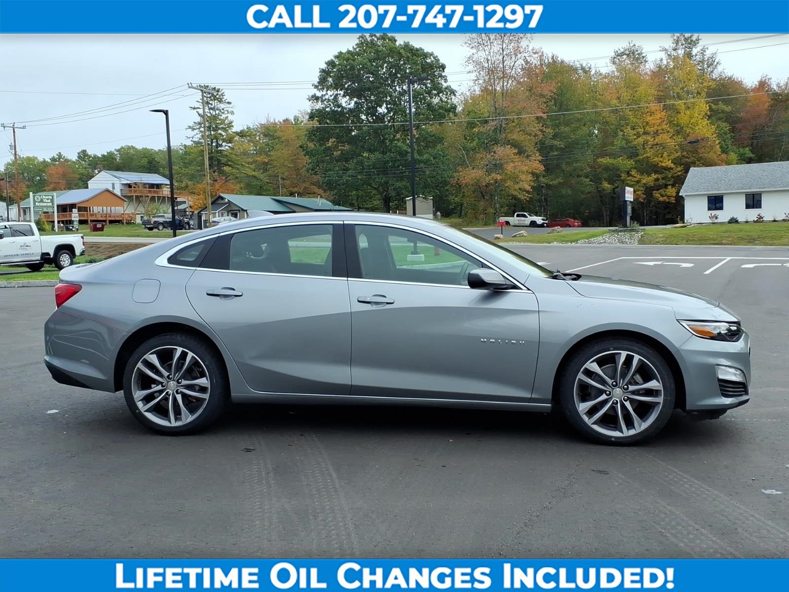 Used 2025 Chevrolet Malibu LT FWD image 4