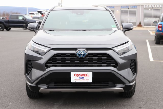 Used 2023 Toyota RAV4 SE image 6