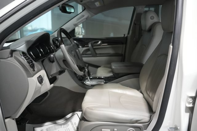 Used 2015 Buick Enclave Leather w/ Trailering Package AWD/4WD image 16
