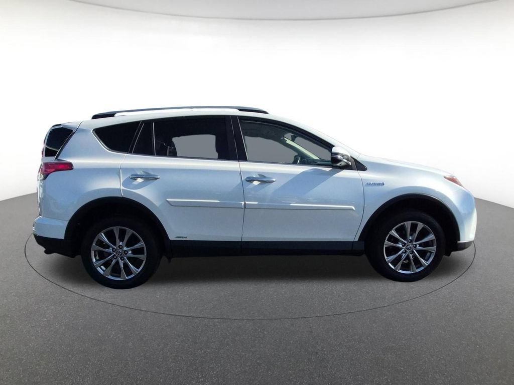Used 2018 Toyota RAV4 Limited w/ Advanced Technology Package AWD/4WD image 4