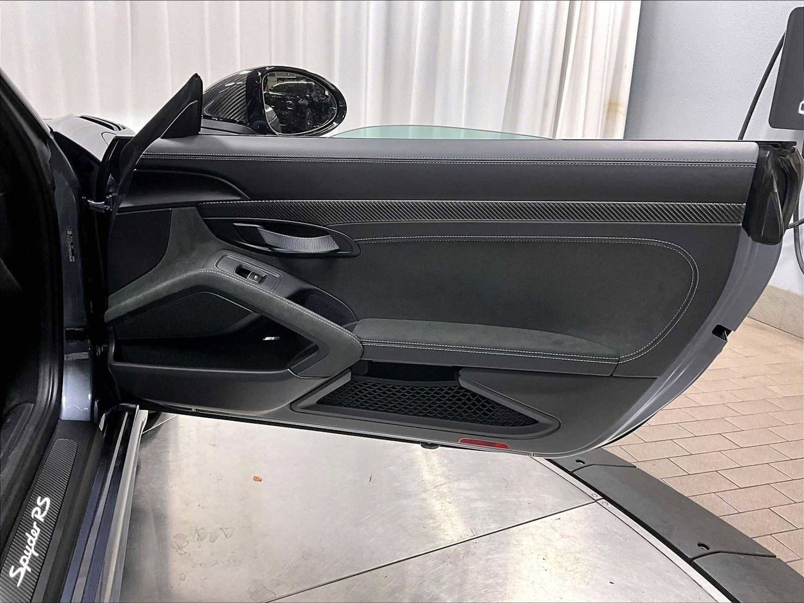 Used 2025 Porsche 718 Boxster Spyder RS image 28