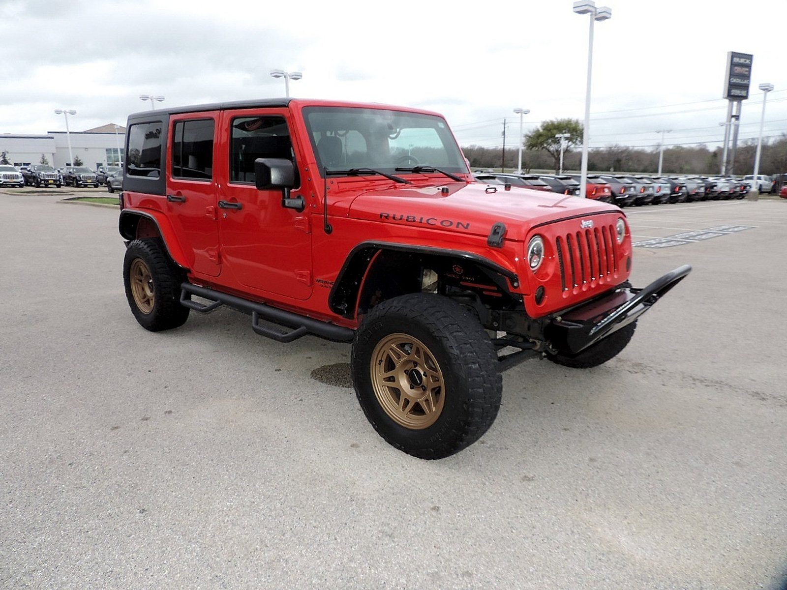 Used 2016 Jeep Wrangler Unlimited Rubicon AWD/4WD image 3