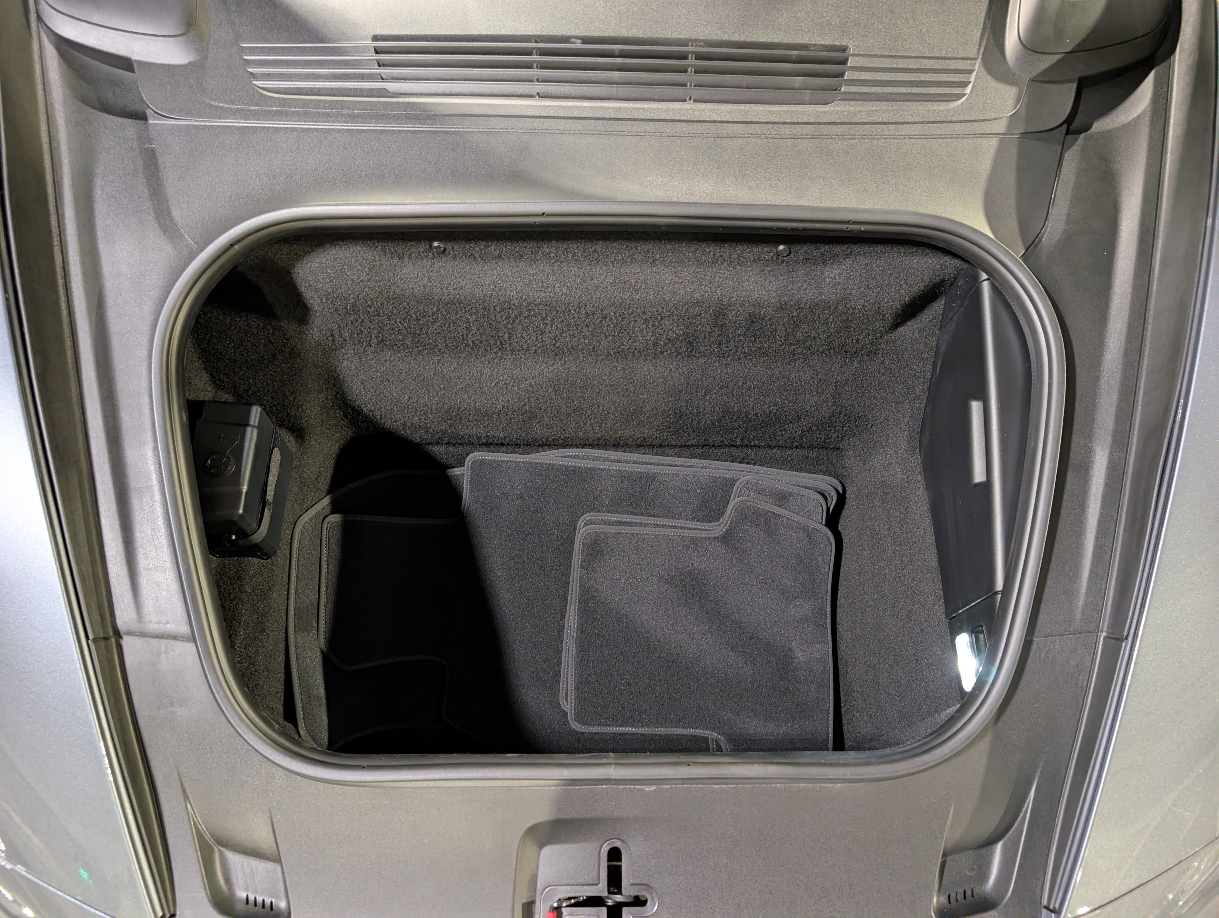 Certified 2025 Porsche 911 Carrera image 24