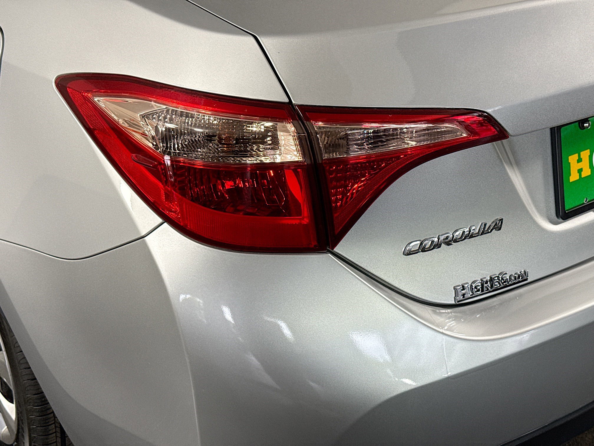 Used 2019 Toyota Corolla LE FWD image 35