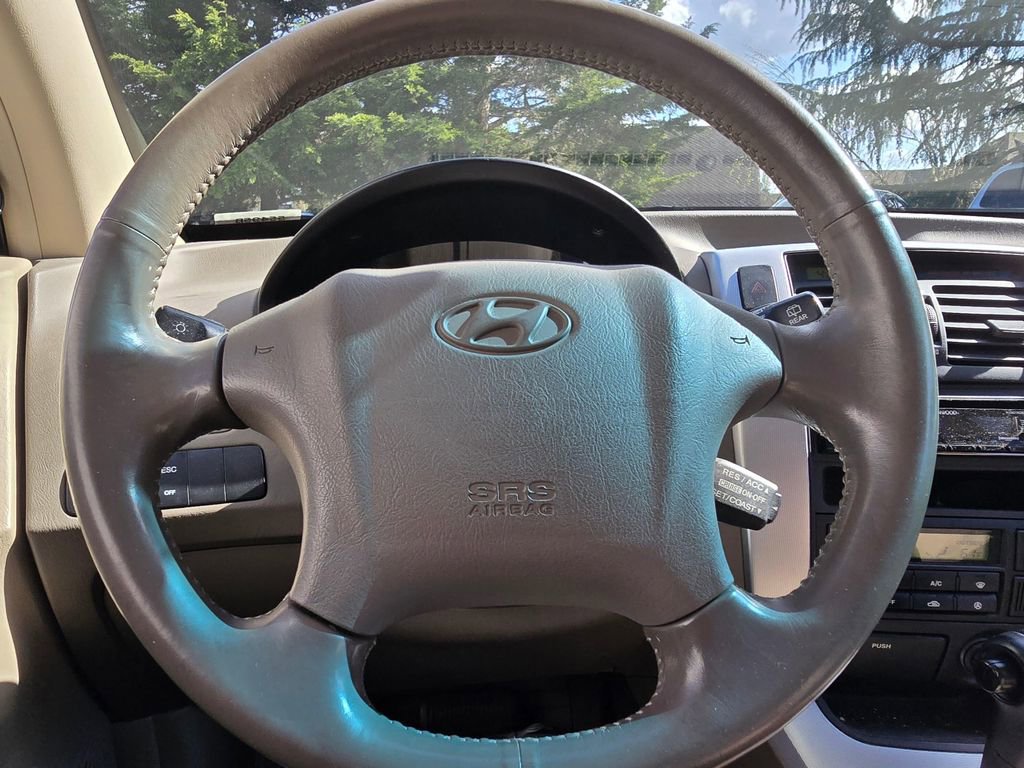 Used 2007 Hyundai Tucson SE AWD/4WD image 13