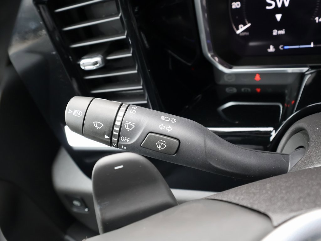 New 2026 GMC Sierra 1500 Elevation w/ LPO, Elevation Black Package image 17