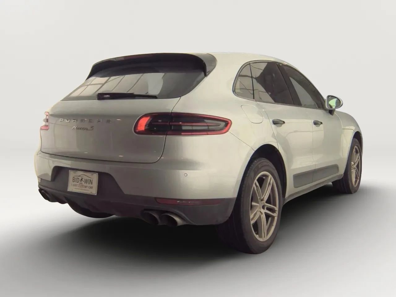 Used 2017 Porsche Macan S image 2
