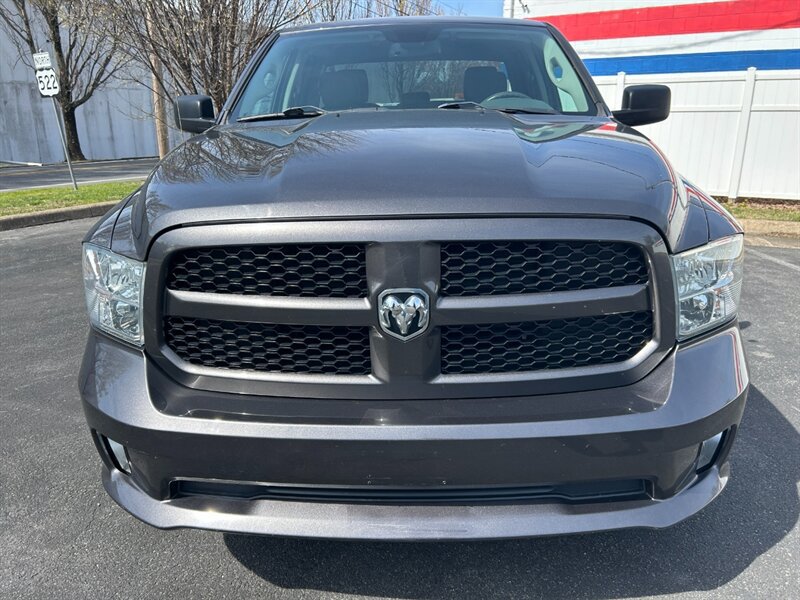 Used 2018 RAM 1500 Express AWD/4WD image 8