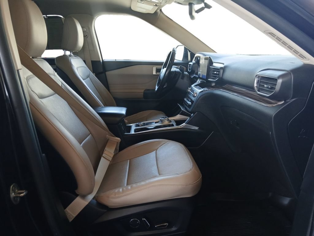 Used 2020 Ford Explorer Limited w/ Class III Trailer Tow Package AWD/4WD image 15