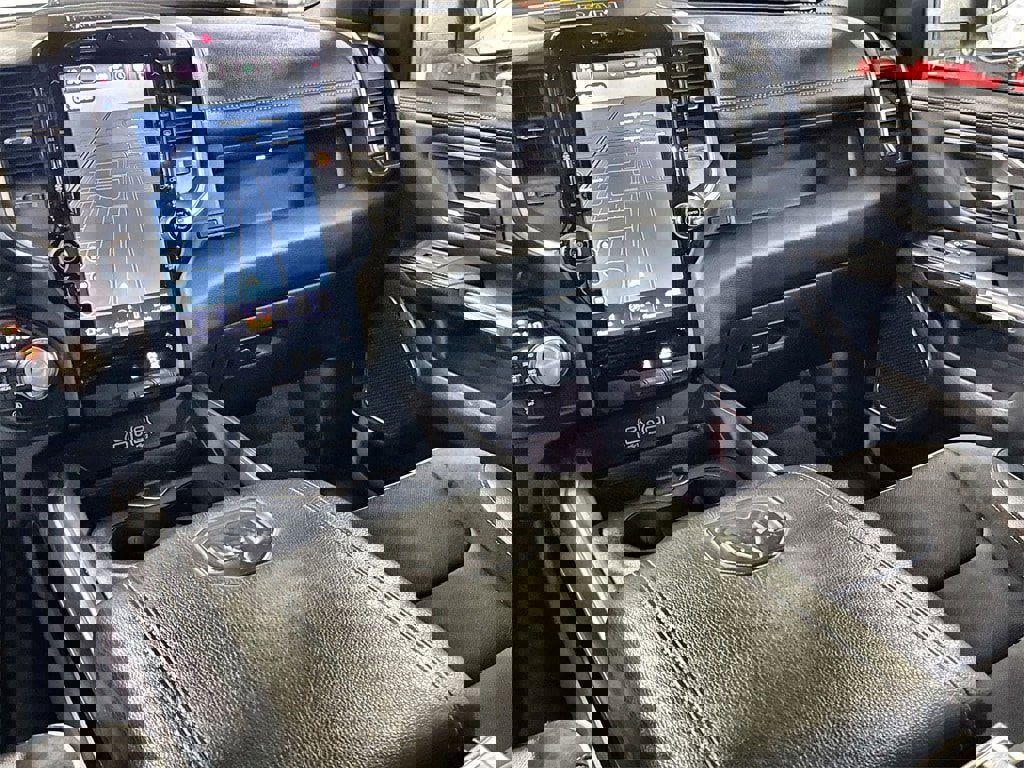 Used 2025 RAM 1500 Laramie image 27